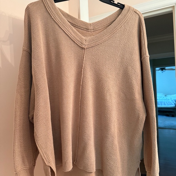 Aerie Wonder Ribber V-Neck Sweater Sweatshirt - Picture 2 of 4